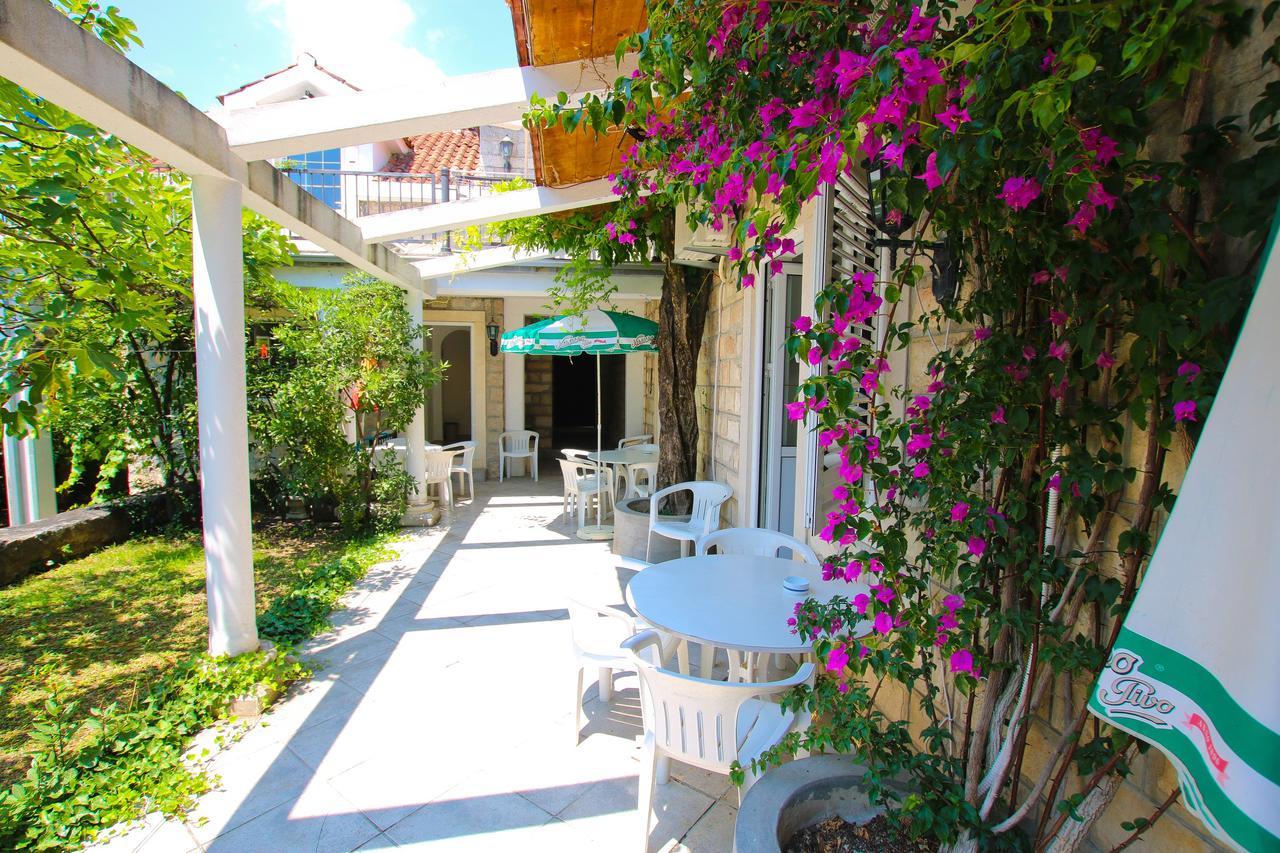 Guest House Saga Χέρτσεγκ Νόβι Εξωτερικό φωτογραφία