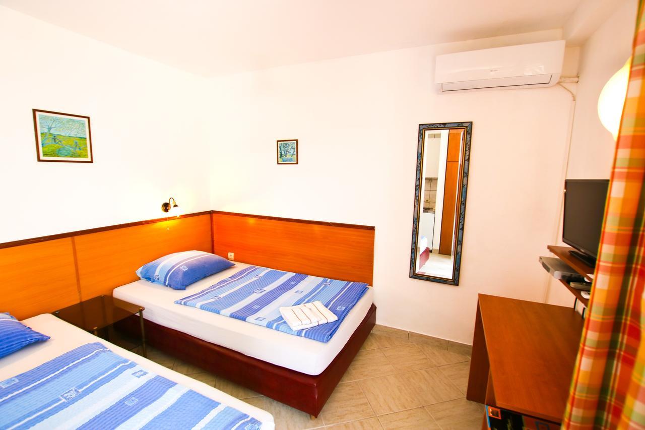 Guest House Saga Χέρτσεγκ Νόβι Εξωτερικό φωτογραφία