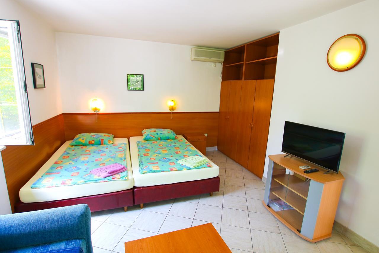 Guest House Saga Χέρτσεγκ Νόβι Εξωτερικό φωτογραφία