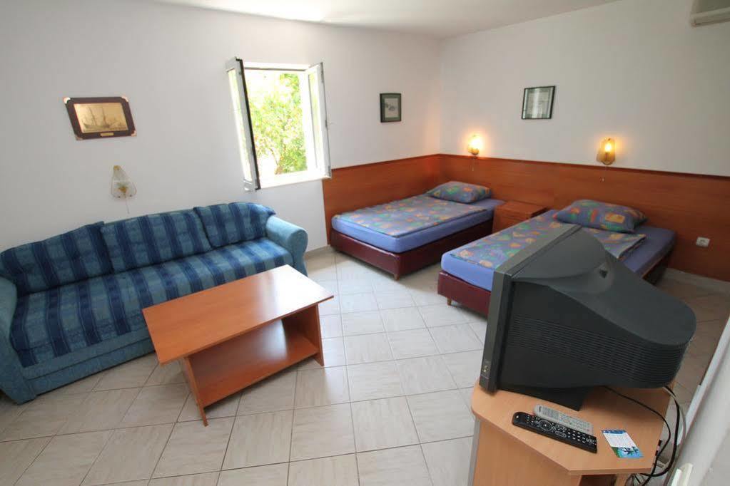 Guest House Saga Χέρτσεγκ Νόβι Εξωτερικό φωτογραφία